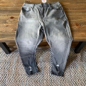 Women’s brand new denim jeans